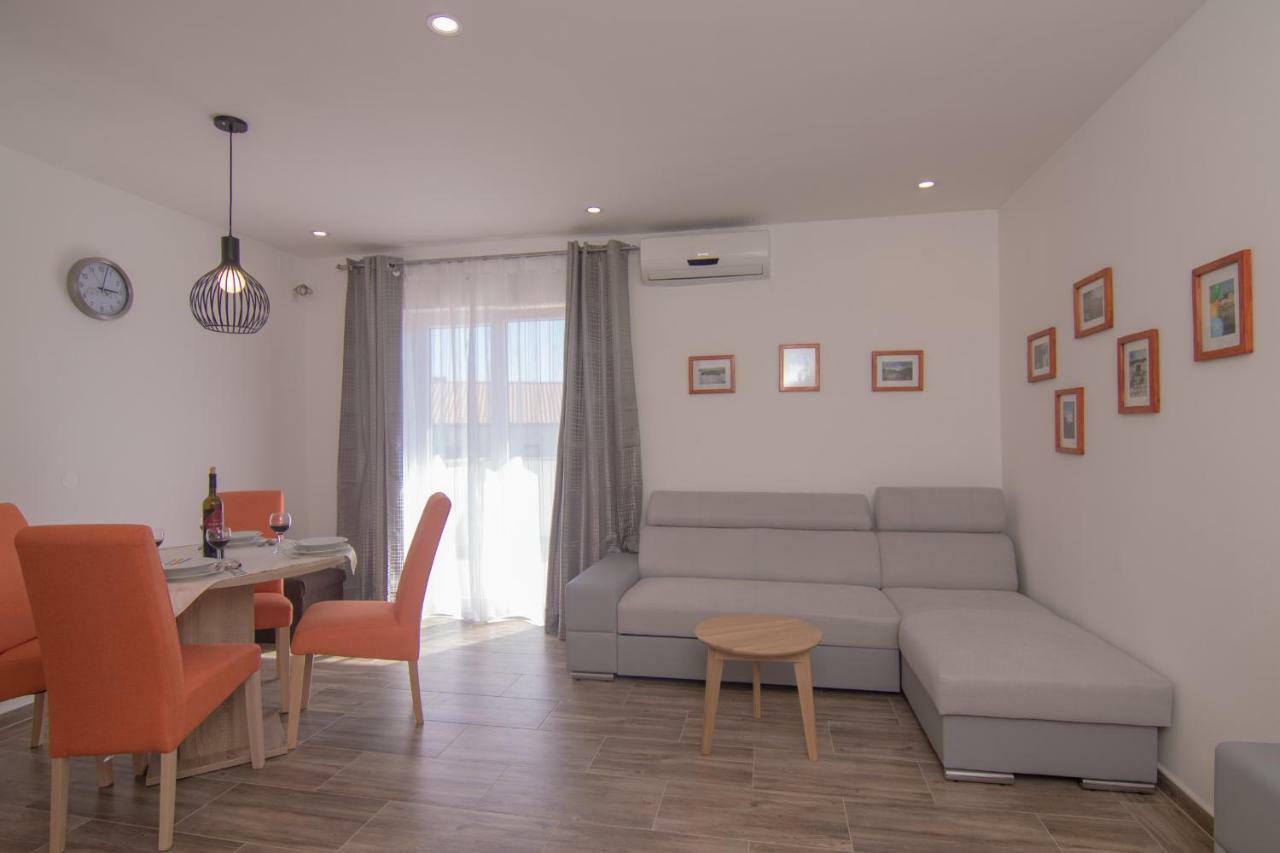 Apartmani Bistricic Krk Town Exterior foto
